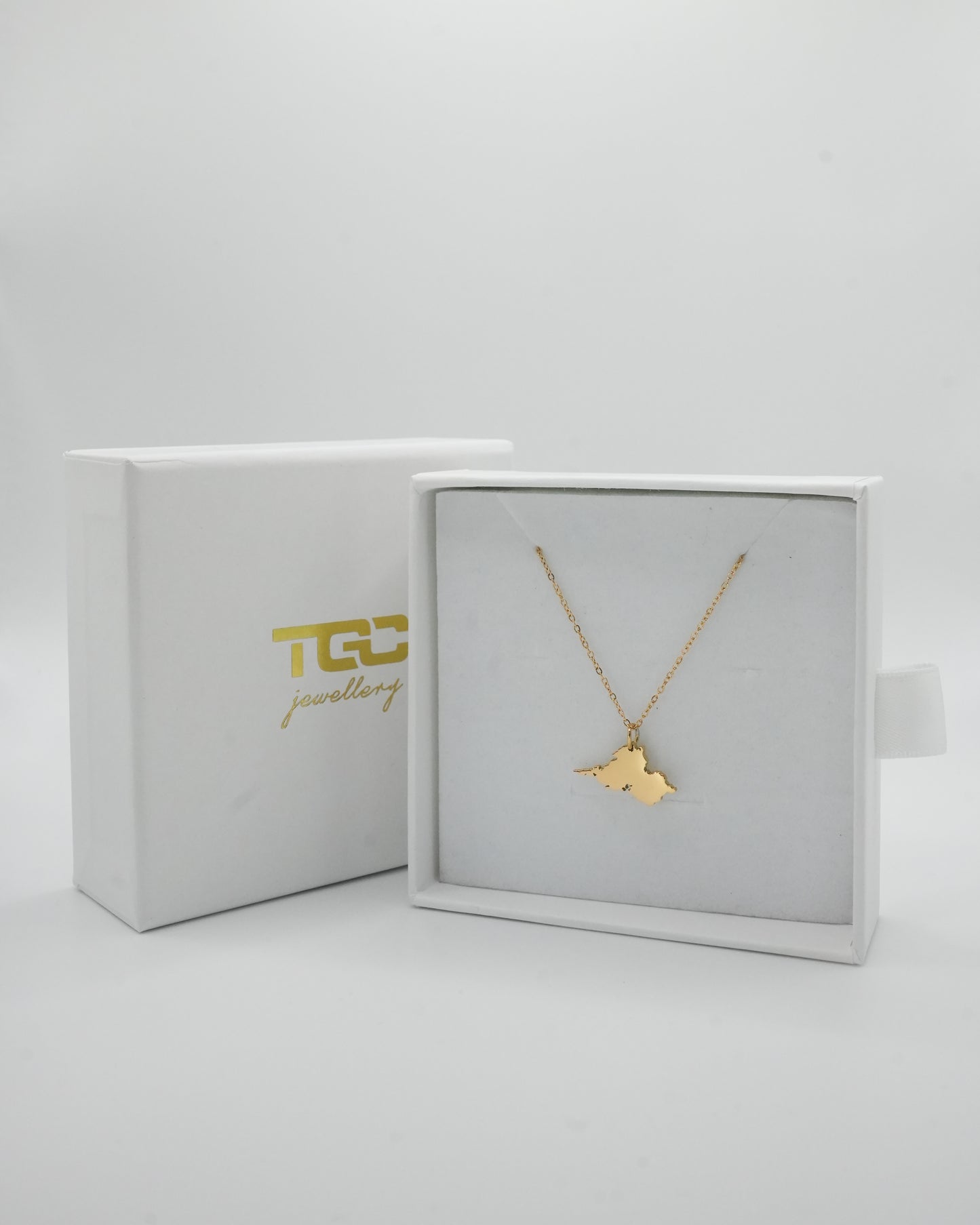 Clare Necklace