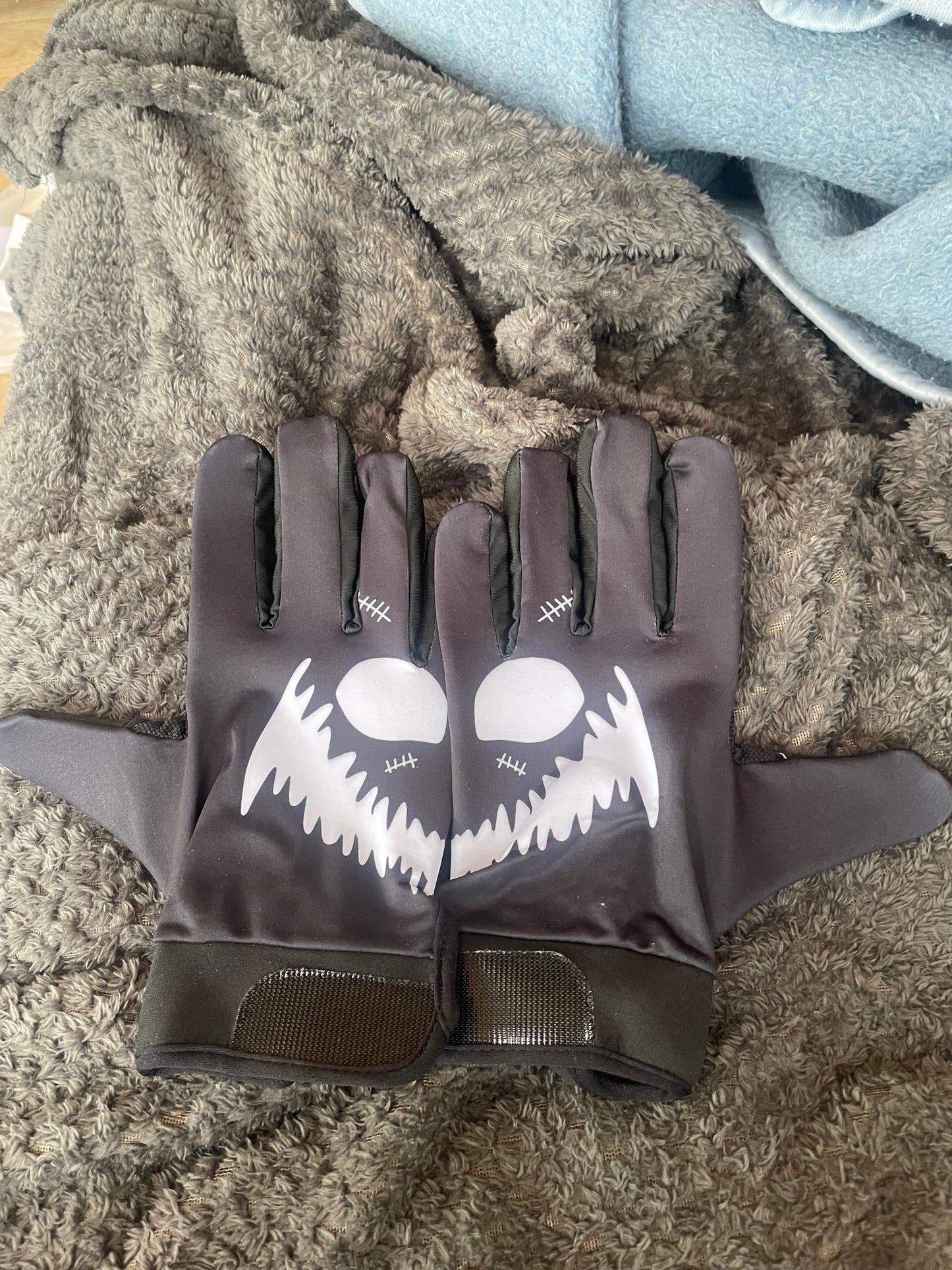 Black Joker Gloves